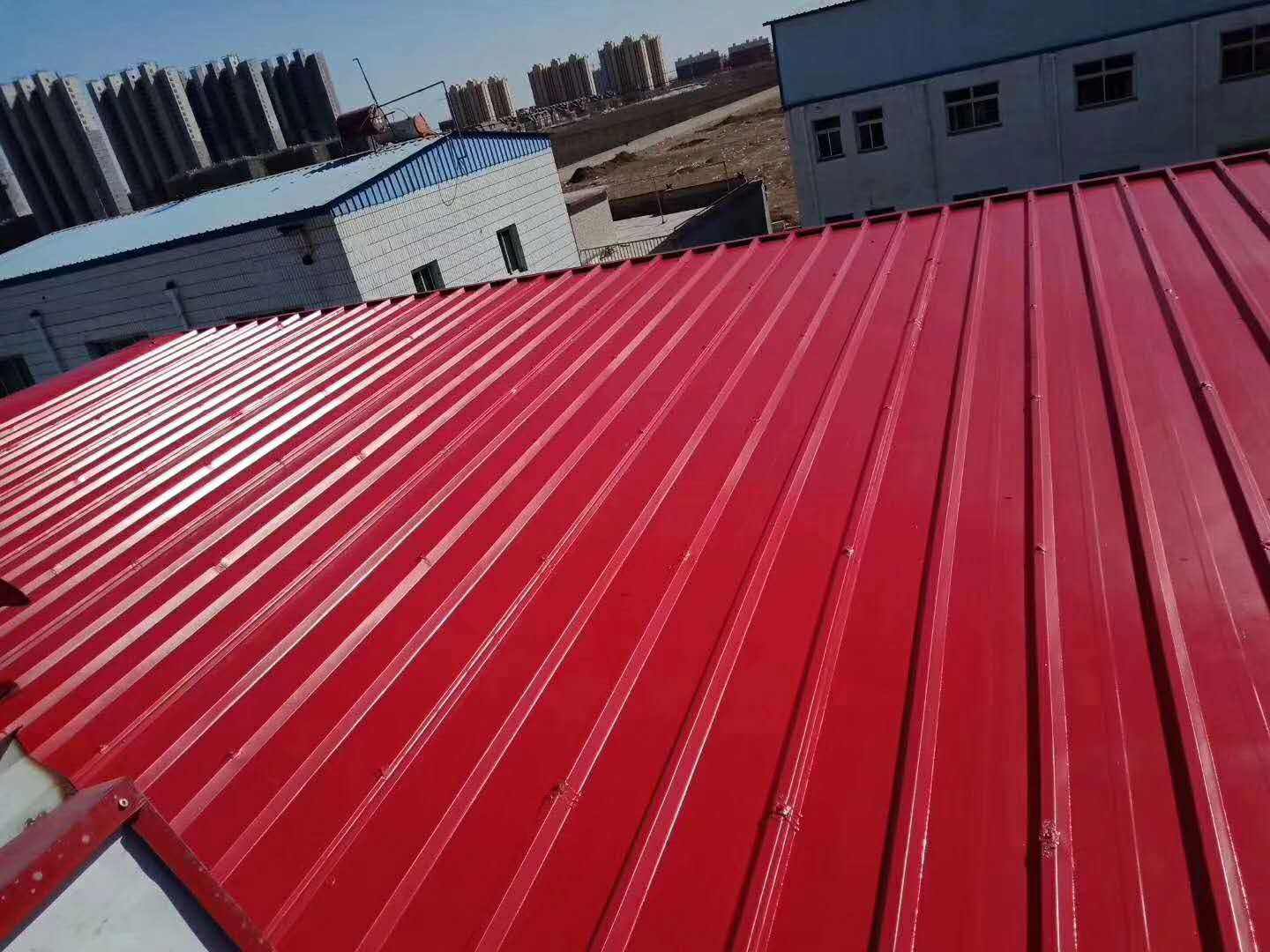 成人免费看片翻新施工中怎么应对天气因素